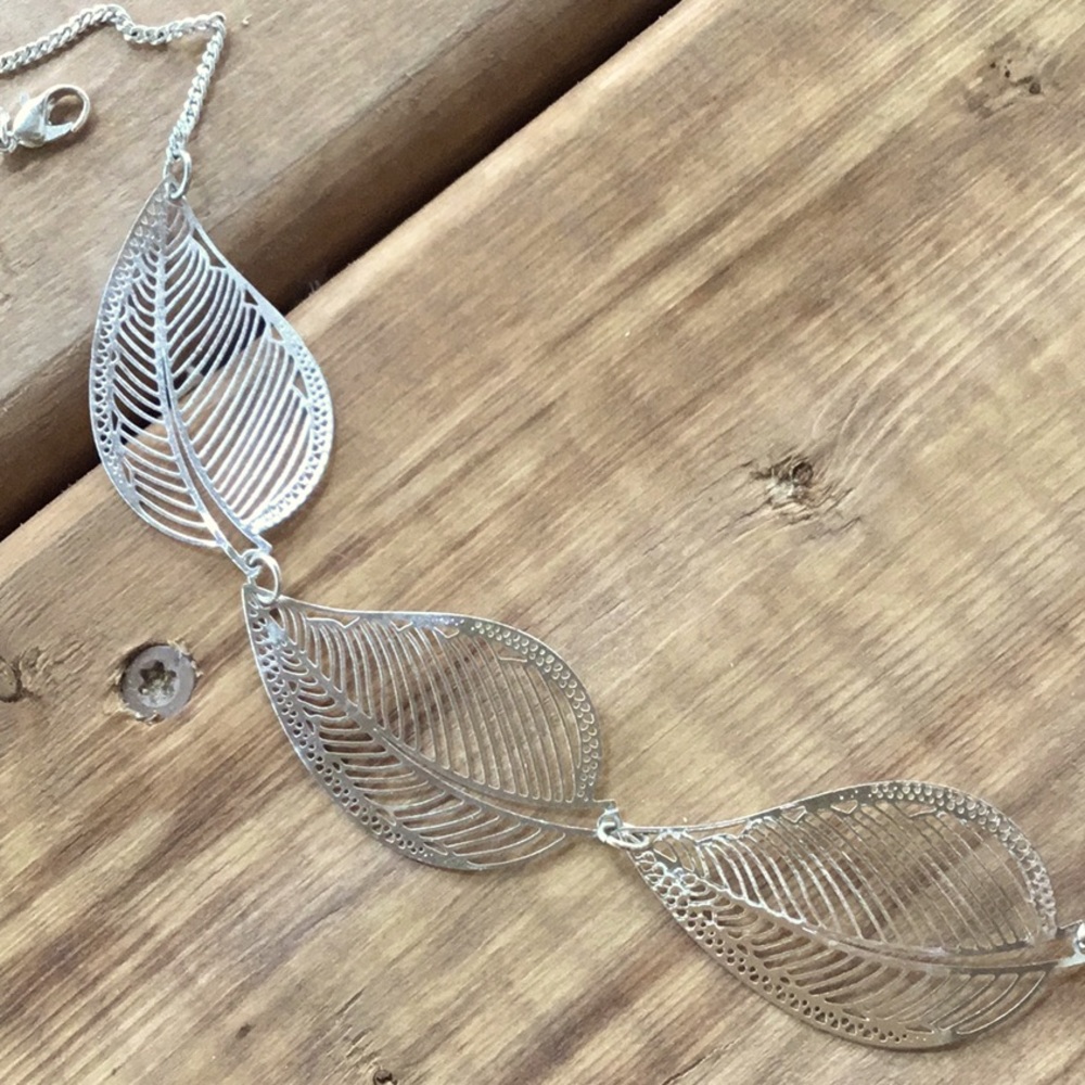 **SOLD**Cleo Leaf Necklace **Free with Purchase**